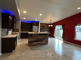 194 Linwood Ave, Eagle Pt, OR 97524