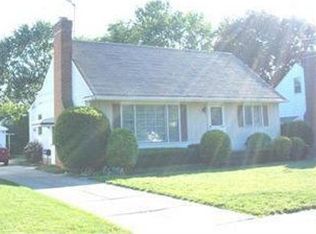 16499 Webster Rd, Middleburg Hts, OH 44130