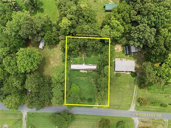4th image of 4748 Woodvery Dr