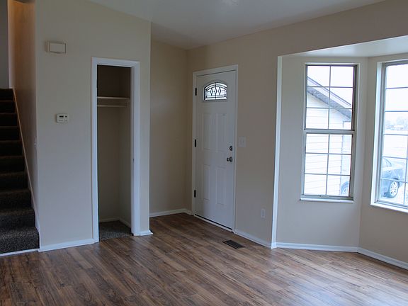 3rd image of 5206 S Autumn Wood Ln