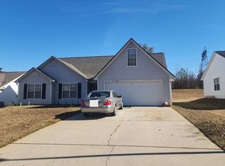 12326 Riviera Dr, Fayetteville, GA 30215