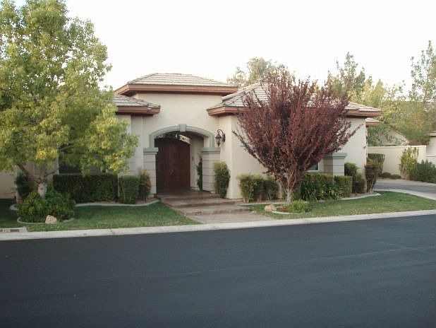 1st image of 9320 Fontainbleu Dr