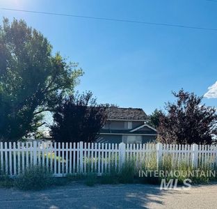 6877 Custer Rd, New Plymouth, ID, 83655
