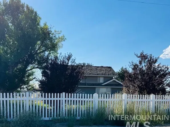 6877 Custer Rd, New Plymouth, ID 83655