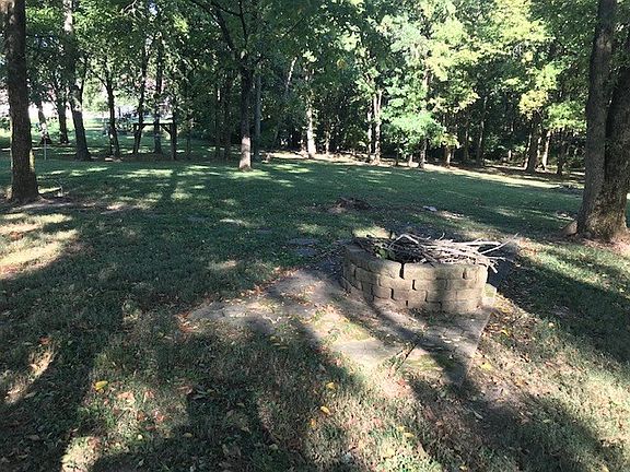 5th image of 5330 Laytham Pike