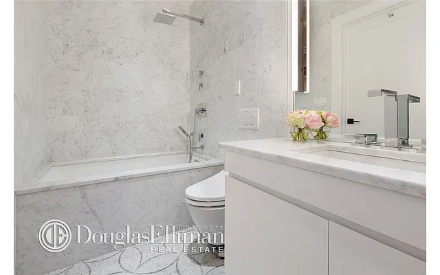 Sold by Douglas Elliman | media 21