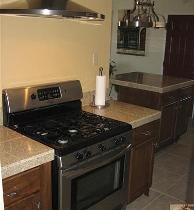 Gas Stove and Hood