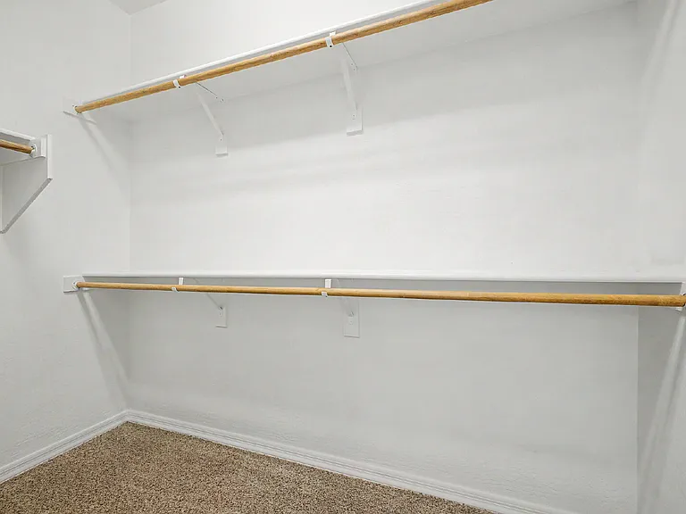 8530 W Flynn Ln — Photo 17