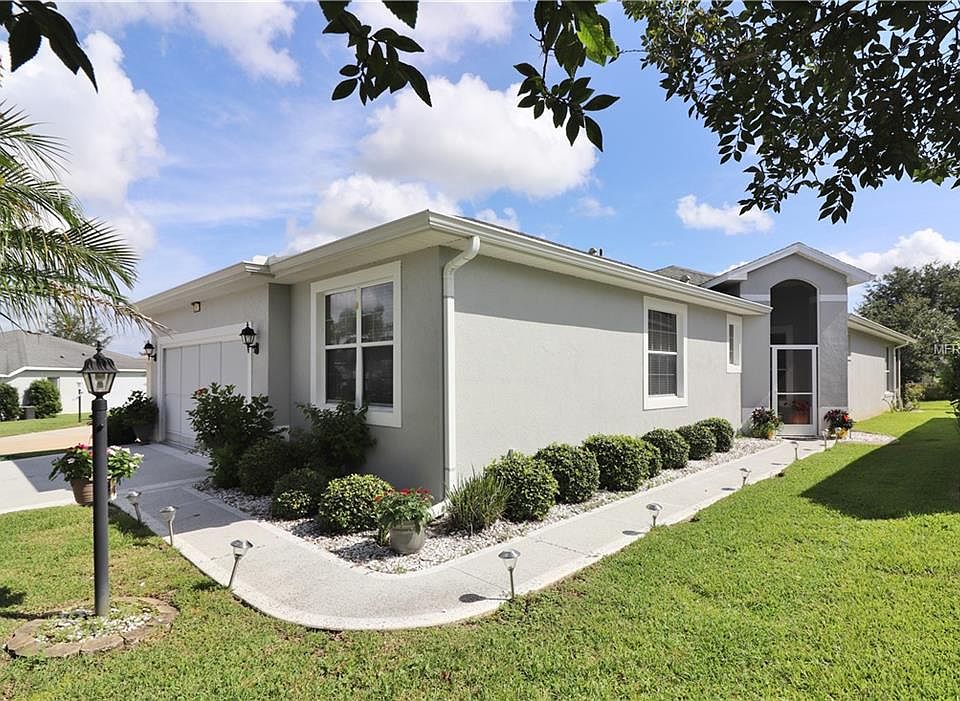1st image of 20512 Queen Alexandra Dr
