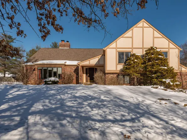 2712 E Brigs Bnd, Bloomington, IN 47401