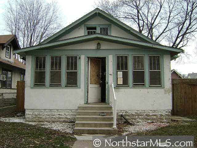 1st image of 2520 Queen Avenue N
