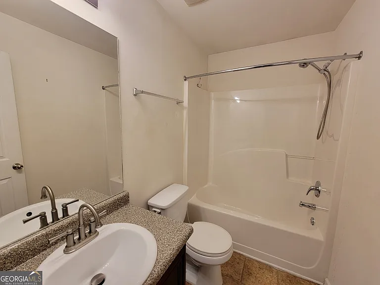 175 Stillwood Dr — Photo 28