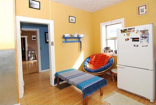 5th image of 546 S Windsor St