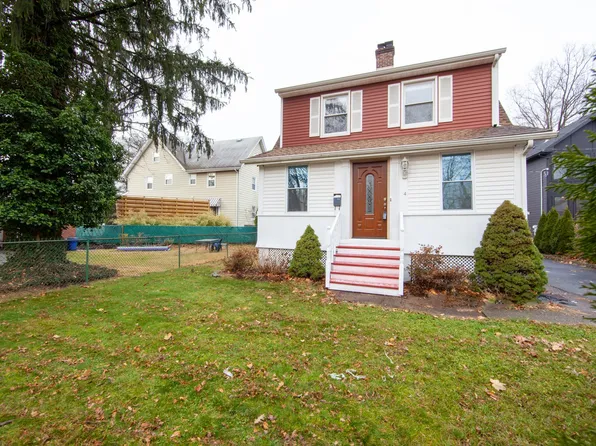 4 Oakcroft Ave, Montclair, NJ 07043