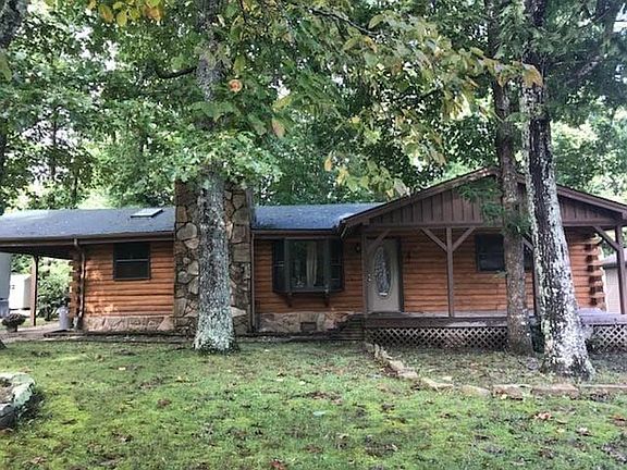 2nd image of 112 Camelot Ln