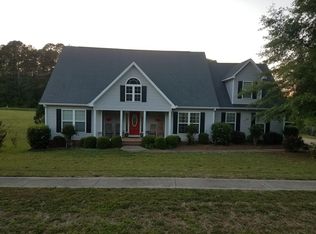 151 Henry Dr, Gray, GA 31032