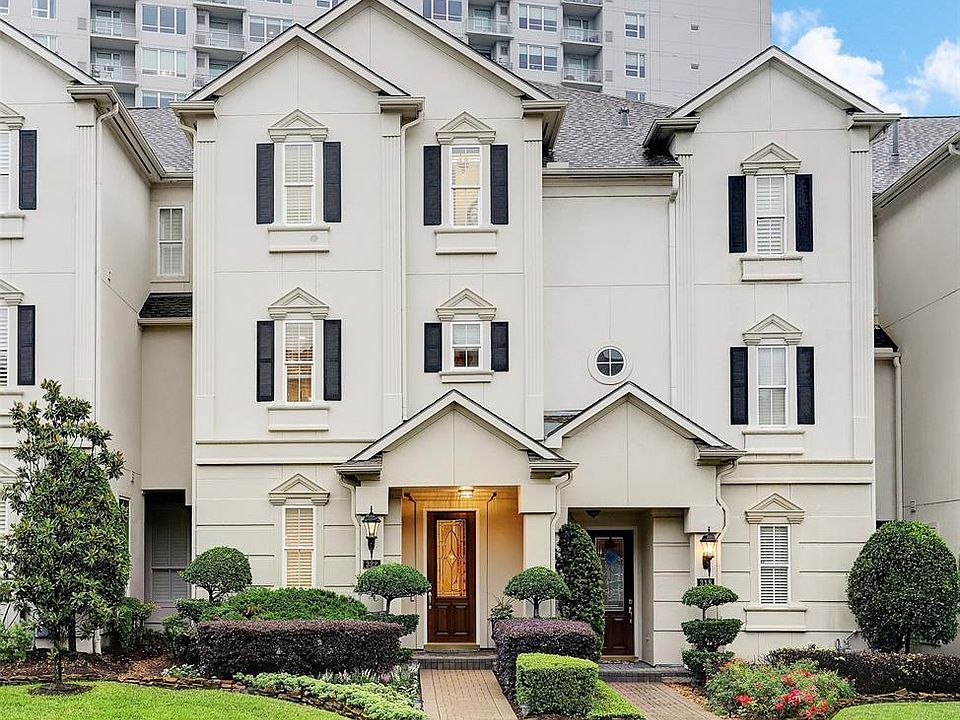 Detailed Landscaping, Leaded mahogany entry door, All stucco exterior recently painted, Upgraded windows (6) by Pella 2018; and front elevation paint 2020. Note outdoor sconces and front irrigation included as part of the annual HOA dues.