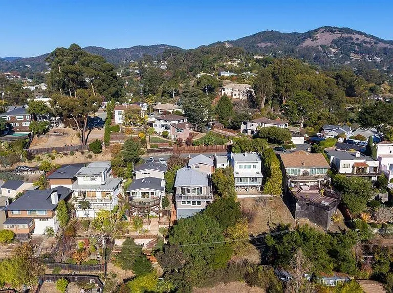 60 Marina Court Dr — Photo 8