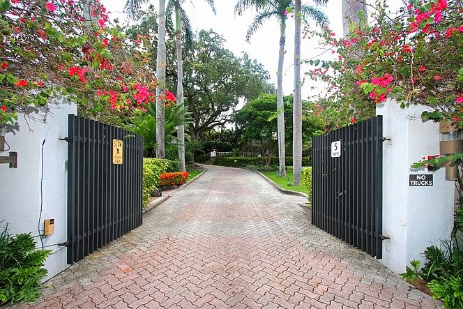 1st image of 2475 S Bayshore Dr APT 8