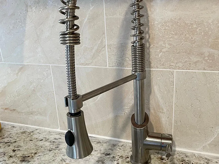 Kitchen faucet and backsplash