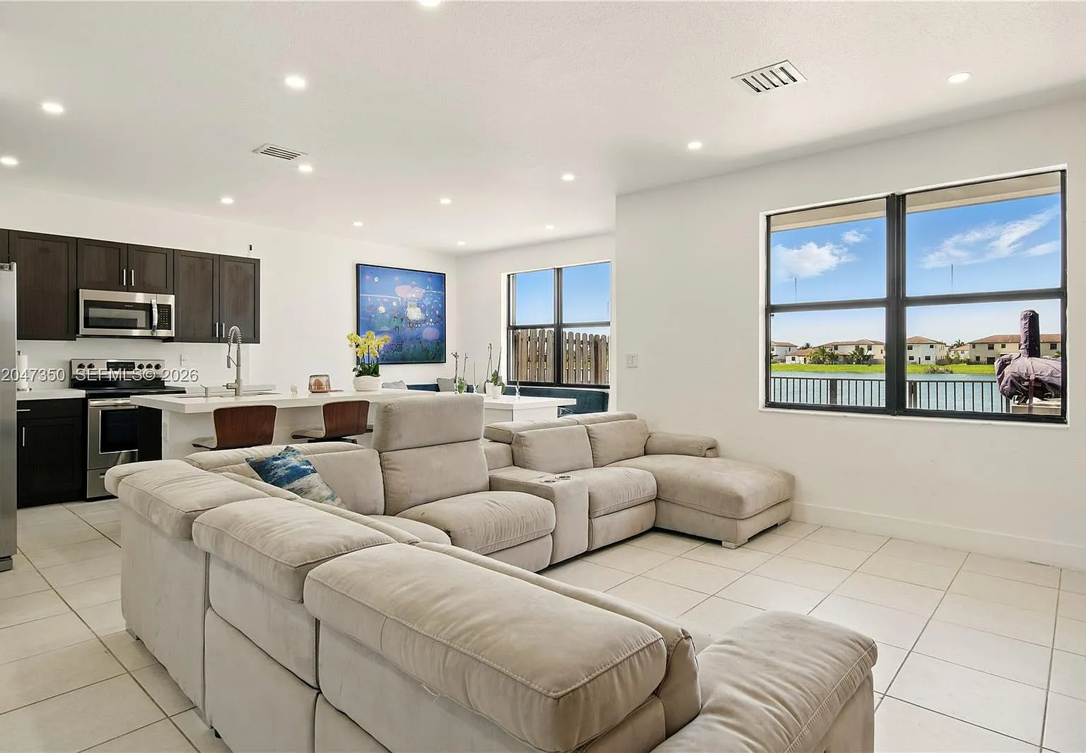 Enclave South Phase 1 — Photo 4