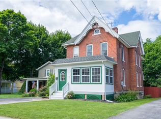 30 Broad St, Clifton Springs, NY 14432
