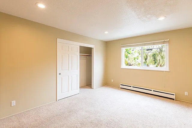 Skyview Apartments — Photo 5