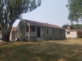 1301 N 2nd St, Aberdeen, SD 57401