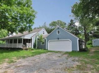19 Locust Ave, Rehoboth, MA 02769