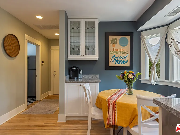 11835 S South Park Ave — Photo 11
