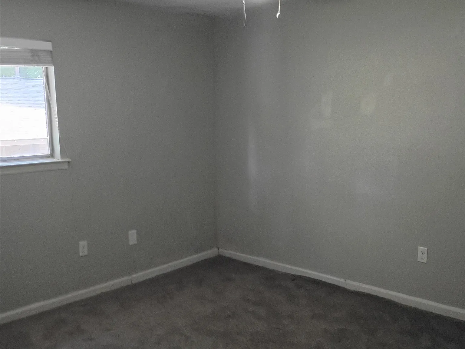 2 bed, 1.0 bath, $925 — Photo 4