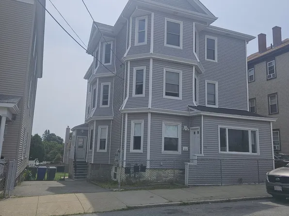 72 Huard St, Fall River, MA 02721