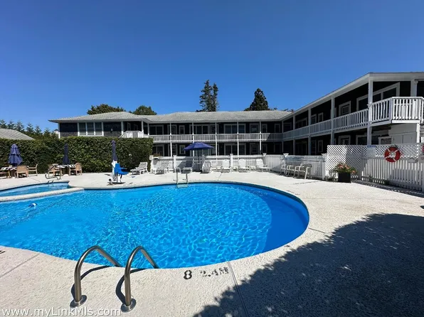 15 Mill St #30F, Edgartown, MA 02539