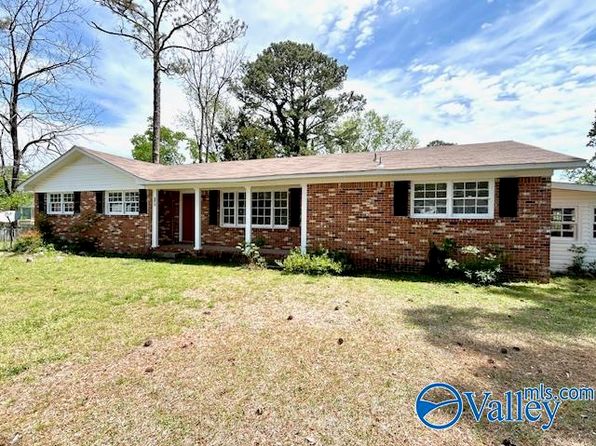 4013 Patty Ann Dr SW, Huntsville, AL 35805