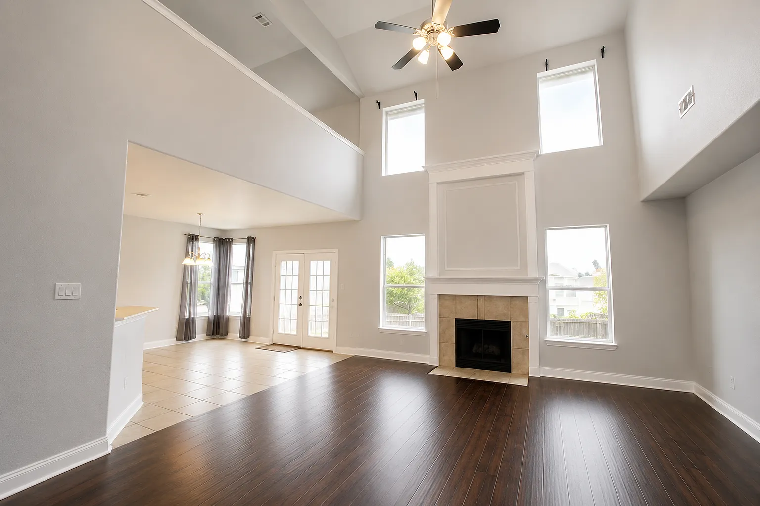 5 bed, 4506 sqft, $3,800 — Photo 4