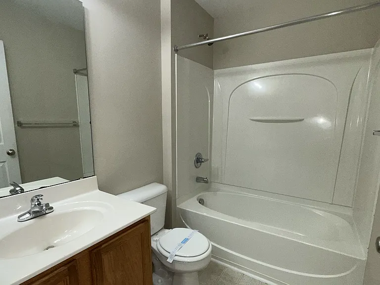 2210 Valley Edge Dr #105 — Photo 10