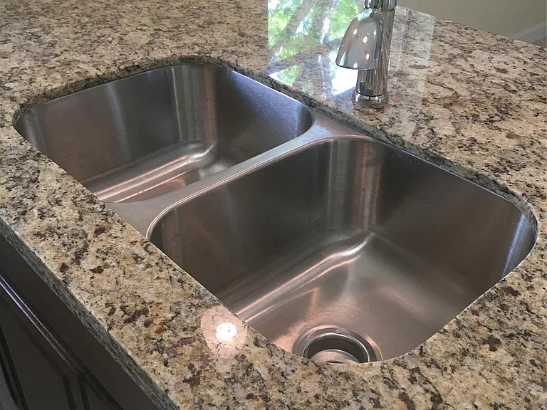 5115 Tashkent Dr — Photo 9