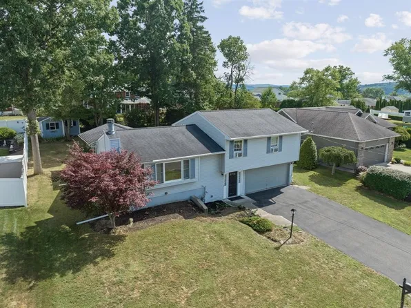 2714 Magnolia St, Endwell, NY 13760