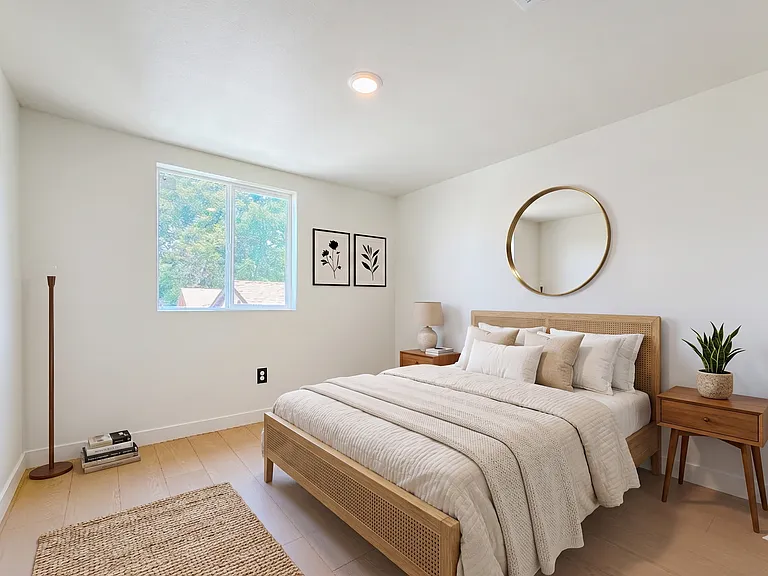 2026 Luxury 4 & 6 Bedroom Units — Photo 28