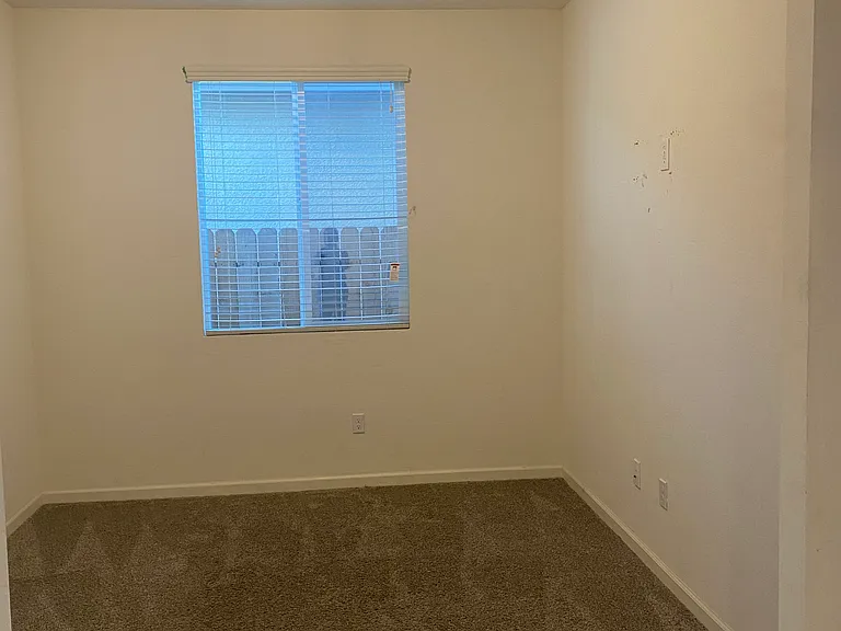 3012 Swift Ln — Photo 9