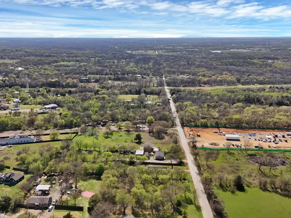 1459 W Broad St, Mansfield, TX 76063