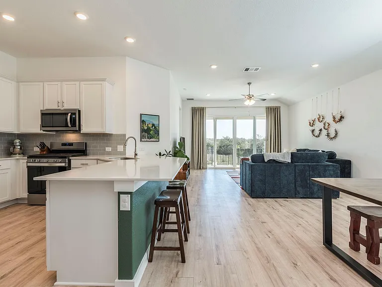 2132 Centerline Ln — Photo 1
