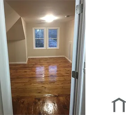 40 Dresser St #2 — Photo 3