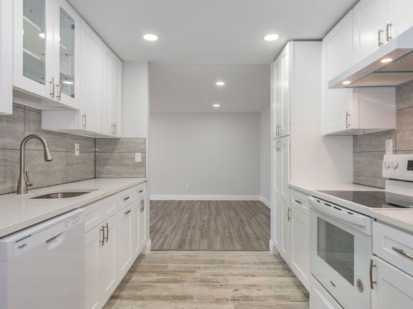 446 Passaic St APT 3F