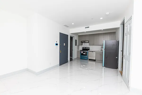 Rented by Oxford Property Group | media 2