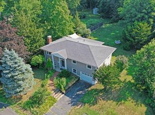 212 Shaw Farm Rd, Holliston, MA 01746