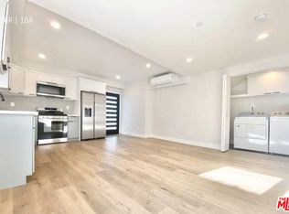 1726 Menlo Ave #3/4, Los Angeles, CA 90006