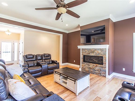 2nd image of 17795 Stoney Creek Ln