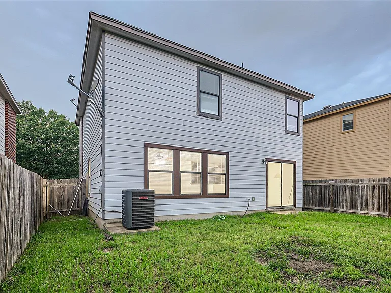 5521 Victory Gallop Dr — Photo 11