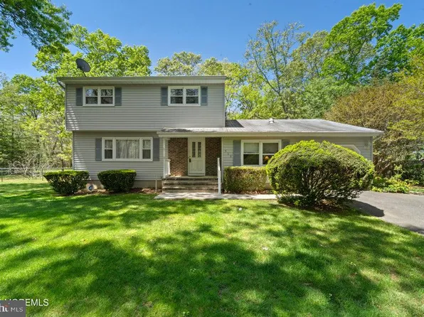 510 Oak Hill Ct, Lanoka Harbor, NJ 08734